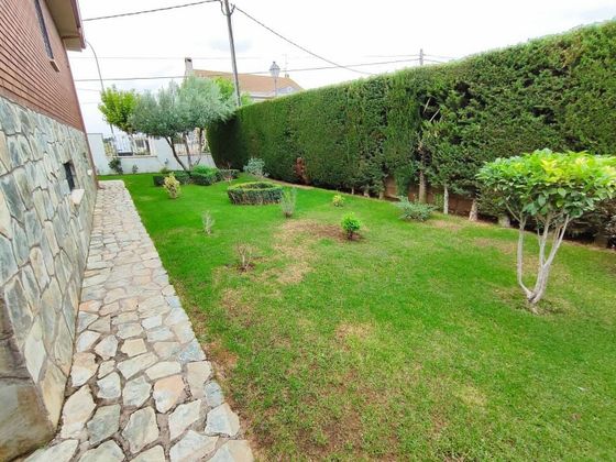 Foto 1 de Casa en venda a Yunquera de Henares de 4 habitacions amb terrassa i garatge