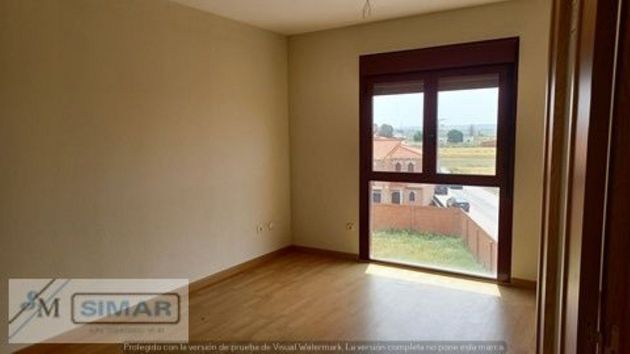 Foto 1 de Piso en venta en Villaseca de la Sagra de 2 habitaciones con garaje y calefacción