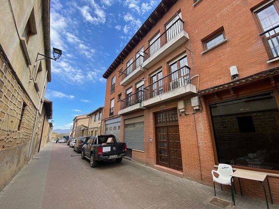 Foto 1 de Pis en venda a Rodezno de 2 habitacions amb piscina i garatge