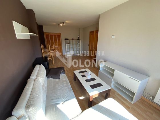 Foto 2 de Venta de piso en avenida De la Rioja de 2 habitaciones con balcón y calefacción