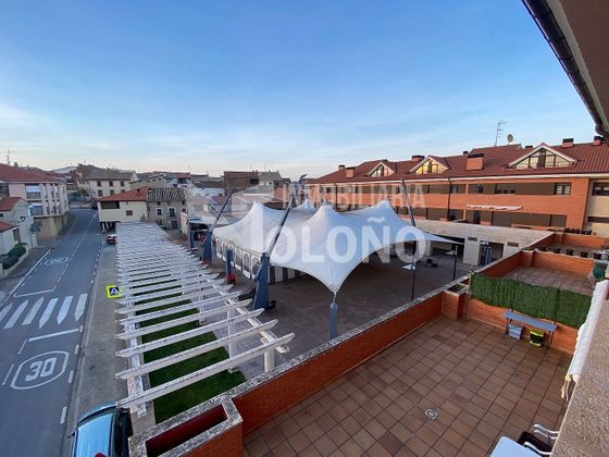 Foto 1 de Dúplex en venda a calle Mayor de 3 habitacions amb terrassa i garatge