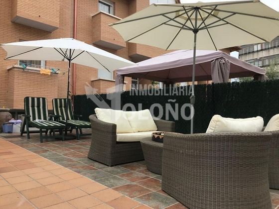 Foto 2 de Casa en venda a Castañares de Rioja de 4 habitacions amb terrassa i piscina