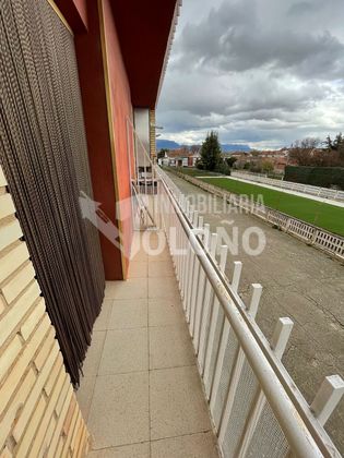 Foto 1 de Pis en venda a travesía Estación de 3 habitacions amb piscina i balcó