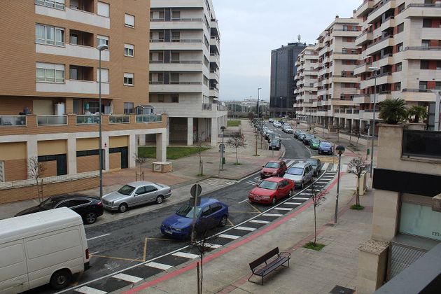 Foto 2 de Pis en venda a Universidad - Los Lirios de 3 habitacions amb terrassa i garatge