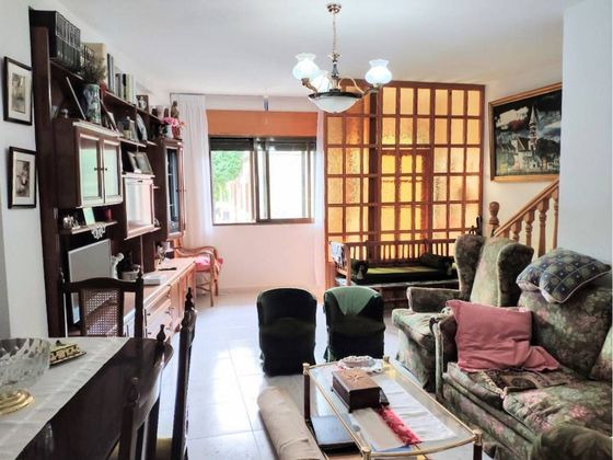 Foto 2 de Venta de casa adosada en Navalperal de Pinares de 4 habitaciones con calefacción