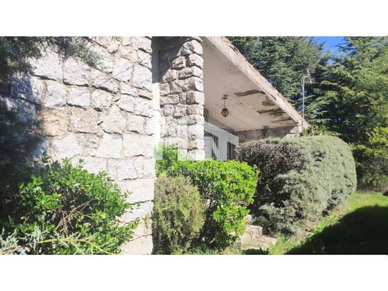 Foto 2 de Xalet en venda a Herradón de Pinares de 3 habitacions amb terrassa i garatge