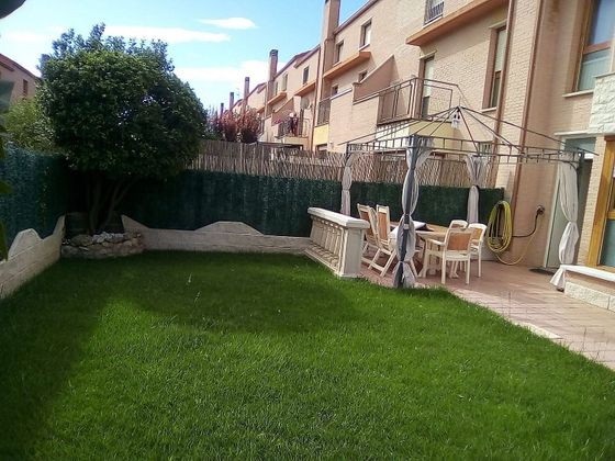 Foto 1 de Casa en venda a Tarazona de 3 habitacions amb terrassa i jardí