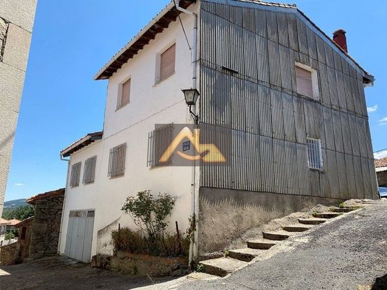 Foto 1 de Venta de casa en Gil García de 4 habitaciones con terraza y garaje