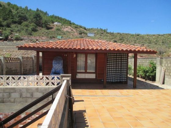 Foto 2 de Casa en venda a Manzanera de 2 habitacions amb terrassa i garatge