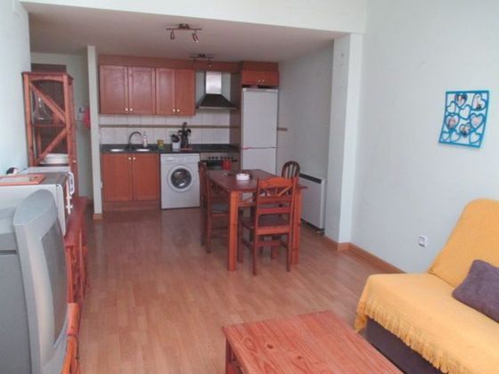 Foto 2 de Pis en venda a Mora de Rubielos de 2 habitacions amb garatge i mobles