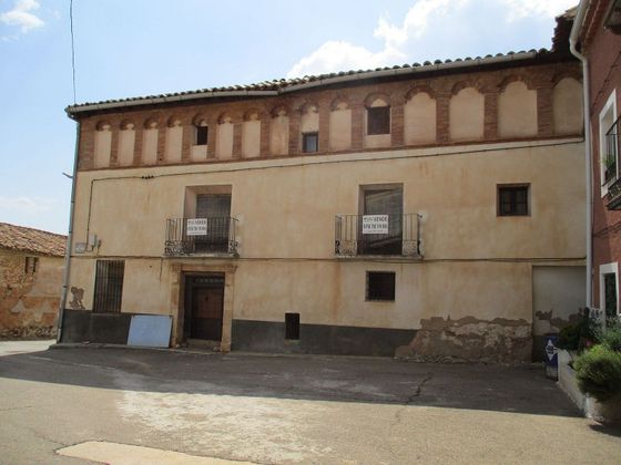 Foto 1 de Casa rural en venda a Torrecilla del Rebollar de 8 habitacions amb balcó