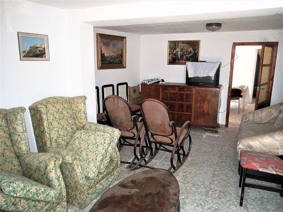 Foto 2 de Casa en venta en Sarrión de 3 habitaciones con jardín