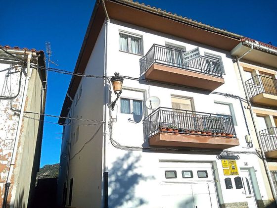Foto 1 de Pis en venda a Manzanera de 3 habitacions amb terrassa