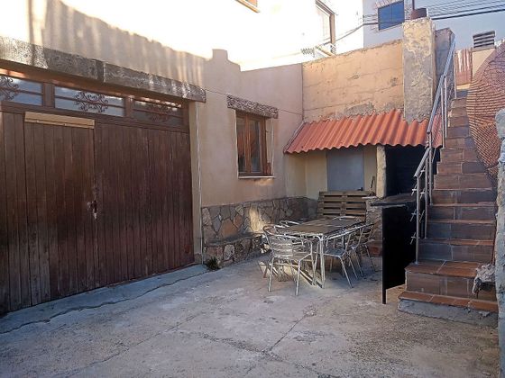 Foto 2 de Venta de casa en Guadalaviar de 8 habitaciones con terraza y calefacción