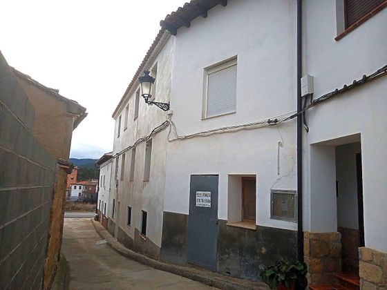 Foto 1 de Venta de casa en Manzanera de 4 habitaciones y 150 m²