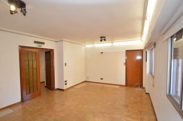 Foto 2 de Pis en venda a calle Santander de 3 habitacions amb garatge i aire acondicionat
