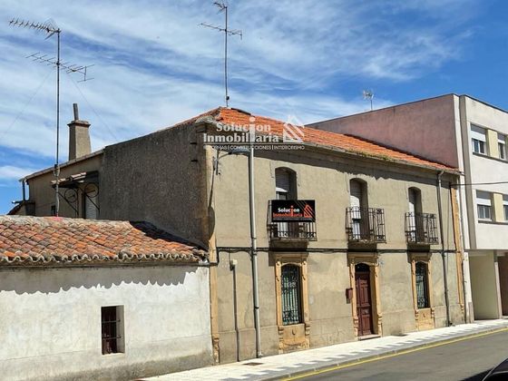 Foto 1 de Casa en venda a Castellanos de Moriscos de 4 habitacions amb balcó