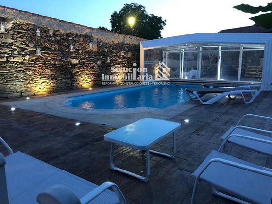 Foto 1 de Edifici en venda a Miranda de Azán amb piscina
