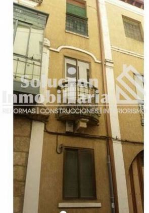 Foto 2 de Casa en venda a Ciudad Rodrigo de 12 habitacions amb balcó