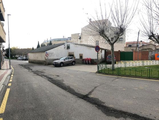 Foto 2 de Venta de terreno en Villares de la Reina de 373 m²