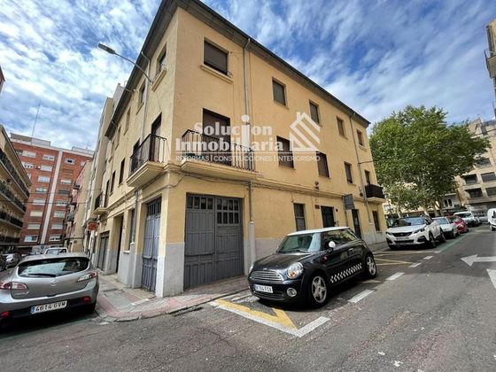 Foto 2 de Edifici en venda a calle De Velázquez de 580 m²