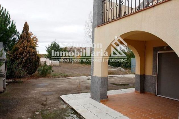 Foto 2 de Venta de chalet en calle Las Viñas de 4 habitaciones con terraza y piscina