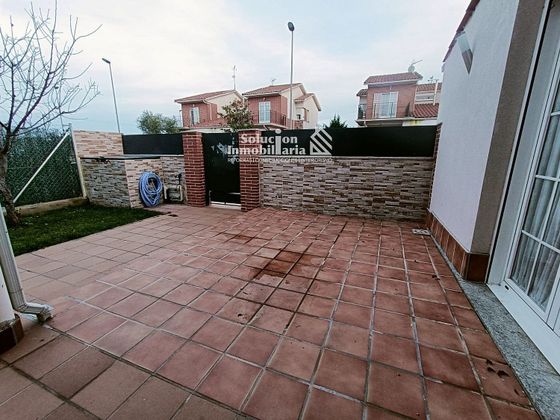 Foto 2 de Venta de casa en San Morales de 4 habitaciones con terraza y piscina