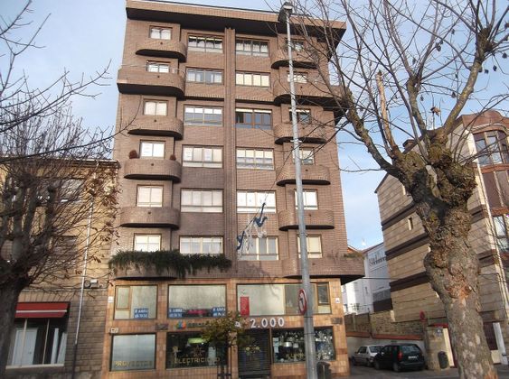 Foto 1 de Pis en venda a calle Castilla de 4 habitacions amb garatge i calefacció