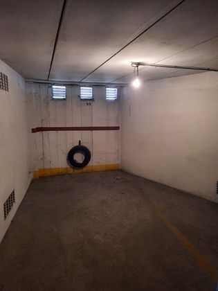 Foto 2 de Garatge en venda a calle Quintanal de 16 m²
