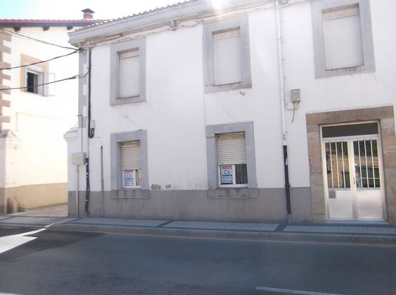 Foto 1 de Pis en venda a calle Cantabria de 2 habitacions amb garatge