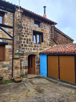 Foto 2 de Casa rural en venda a calle Santa Basilisa de 3 habitacions amb terrassa i calefacció