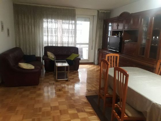 Foto 1 de Pis en lloguer a Ermitagaña - Mendebaldea de 3 habitacions amb terrassa i mobles
