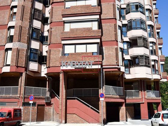 Foto 2 de Venta de piso en Miracruz - Bidebieta de 3 habitaciones con terraza y garaje