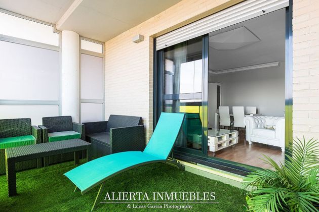 Foto 1 de Pis en venda a Valdespartera - Arcosur de 3 habitacions amb terrassa i piscina