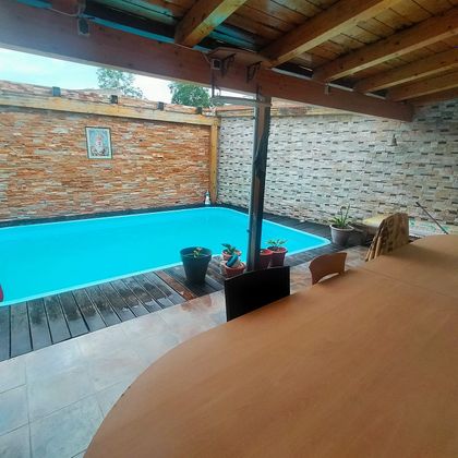 Foto 1 de Chalet en venta en María de Huerva de 6 habitaciones con terraza y piscina