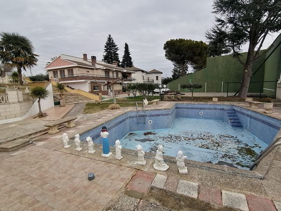 Foto 1 de Xalet en venda a Bulbuente de 5 habitacions amb terrassa i piscina