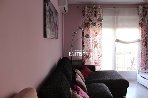 Foto 2 de Pis en venda a Valdepeñas de 3 habitacions amb garatge i aire acondicionat