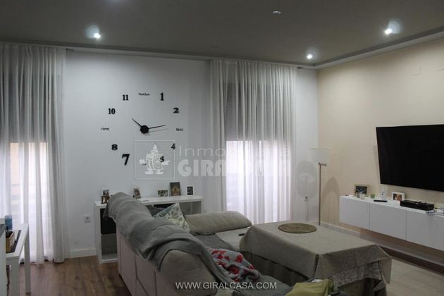 Foto 1 de Venta de dúplex en Mairena del Alcor de 3 habitaciones con aire acondicionado