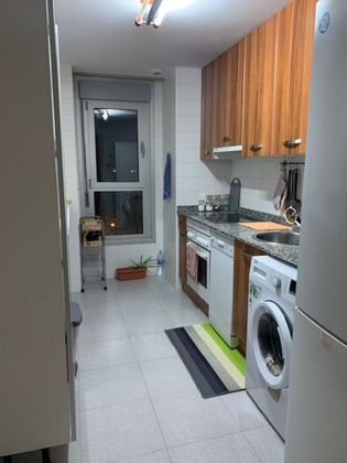 Foto 1 de Venta de piso en Castrillón de 2 habitaciones con garaje y muebles