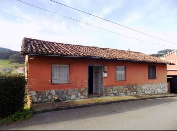 Foto 1 de Xalet en venda a Pravia de 4 habitacions amb terrassa i garatge