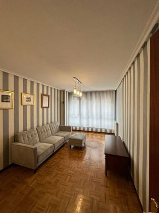 Foto 2 de Venta de piso en Corvera de Asturias de 2 habitaciones con garaje y muebles