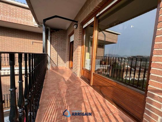Foto 2 de Dúplex en lloguer a Ategorrieta - Ulia de 3 habitacions amb terrassa i garatge