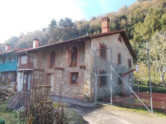 Foto 1 de Casa en venda a Corvera de Toranzo de 163 m²