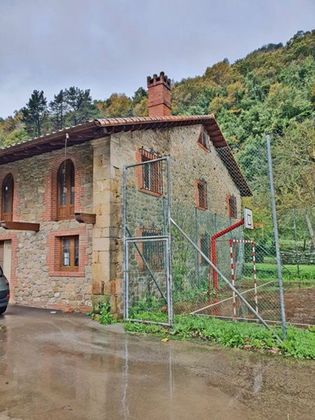 Foto 2 de Casa en venda a Corvera de Toranzo de 163 m²