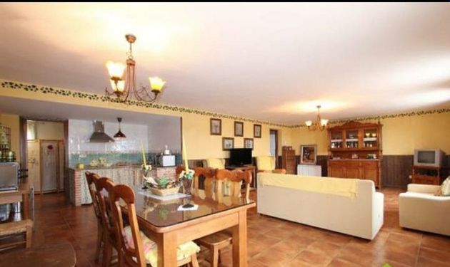Foto 2 de Alquiler de piso en Nambroca de 1 habitación con jardín y muebles