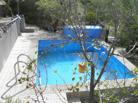 Foto 2 de Venta de chalet en Brea de Tajo de 3 habitaciones con terraza y piscina
