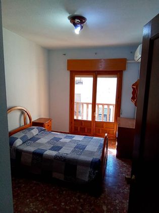 Foto 1 de Venta de piso en Olías del Rey de 4 habitaciones con terraza y jardín
