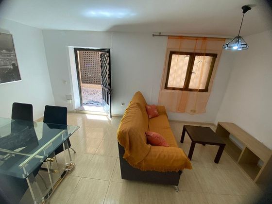 Foto 2 de Alquiler de piso en Casco Histórico de 2 habitaciones con muebles y calefacción