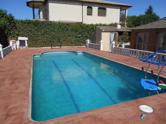 Foto 2 de Xalet en venda a Torrejón del Rey de 3 habitacions amb piscina i garatge