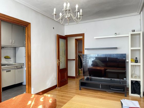 Foto 2 de Pis en venda a Mendaro de 3 habitacions amb balcó
